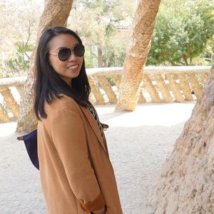 Meet your Posher, Joyce